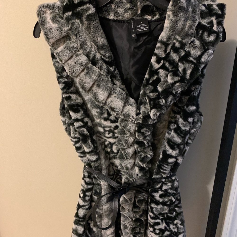 Faux Fur Sleeveless Vest